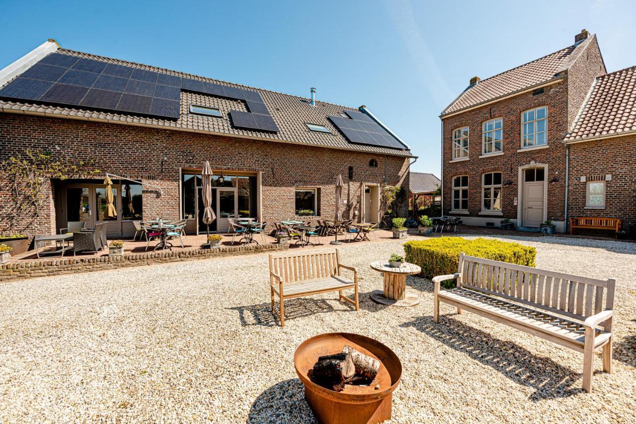 Bed & Breakfast Ohé en Laak Exteriör bild