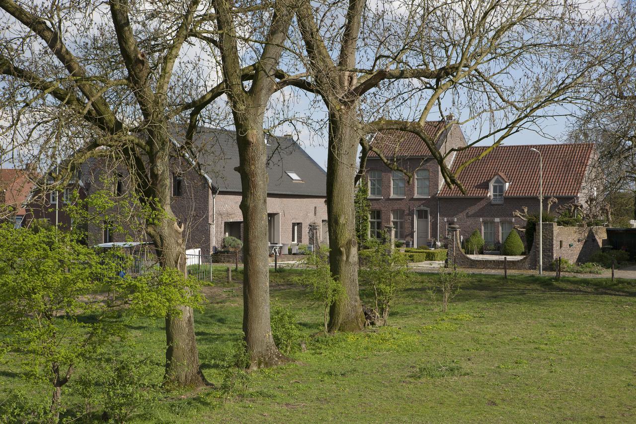 Bed & Breakfast Ohé en Laak Exteriör bild